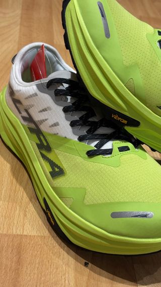 Zapatillas Altra Verdes y Blancas