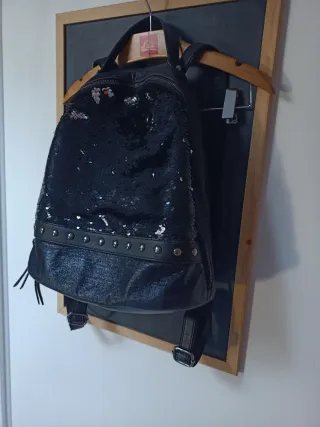 Mochila lentejuelas negra y plateada