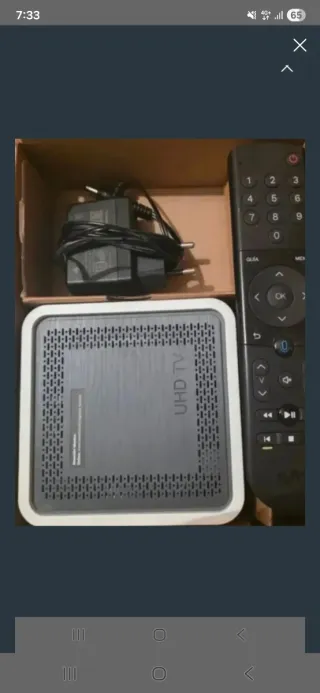 Desco UHD con mando vocal