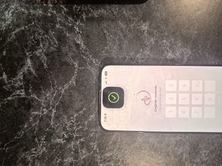 iPhone 15 Pro Max 256GB Negro – solo cristal roto.