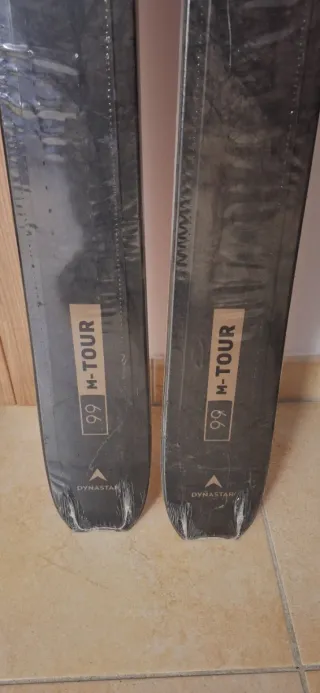 Dynastar M-Tour 99 sci freeride