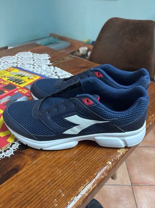 Scarpe Diadora Uomo Blu Rosse