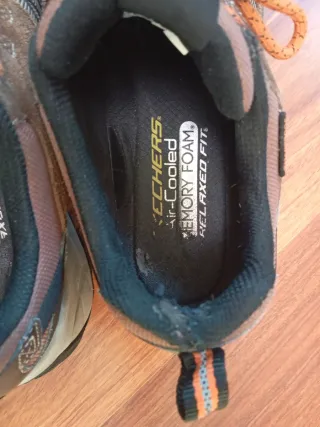 Zapatillas Skechers Talla 45 Marrones y Naranjas