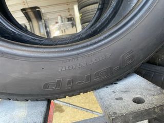 Neumático 215/55R17