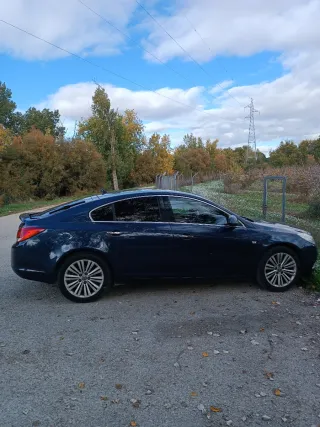 Opel Insignia 2011, muy bien cuidado.