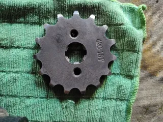 Piñón Pitbike 420-15T