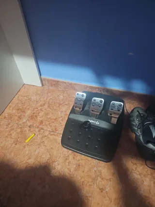 PS5 con Volante Logitech G29  FIFA 25y the crew