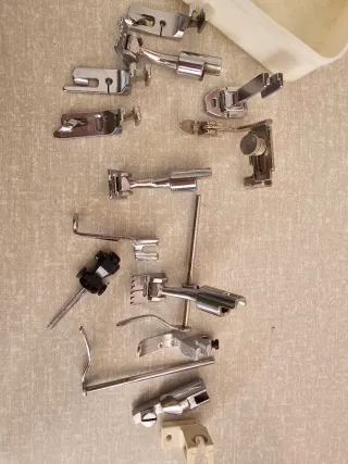 Máquina de coser Refrey 427