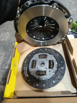 Kit Embrague LUK Schaeffler 1.6 HDI