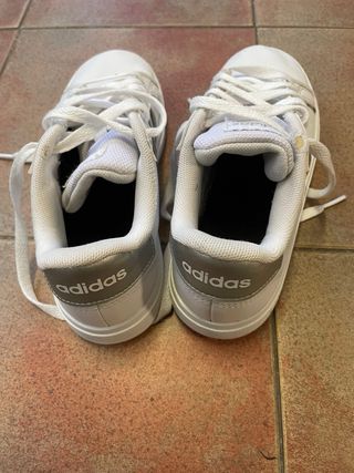 Zapatillas Adidas Niña Blancas Talla 34