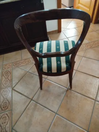 Mueble Comedor Madera Caoba.