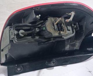 Renault 143606 piloto trasero 8200474327 scenic ii