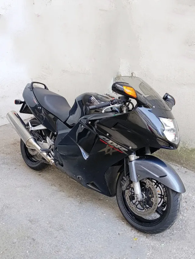Honda CBR 1100 XX