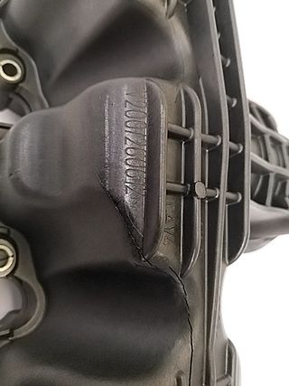 COLECTOR ADMISION VOLKSWAGEN JETTA (162) 751847