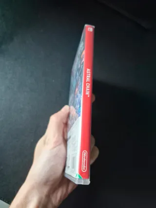 Carátula Astral Chain Nintendo Switch