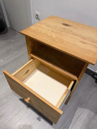 Pack 2 mesitas de noche IKEA madera