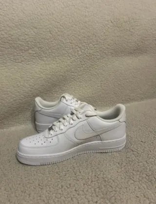 Nike Air Force 1 Talla 39 Blancas