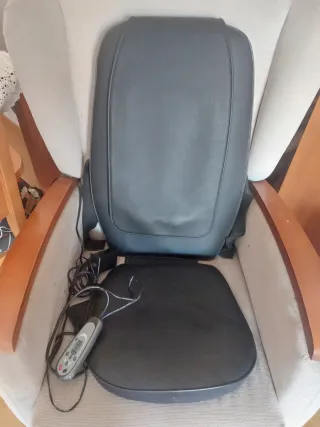 Masajeando de espalda en perfecto estado