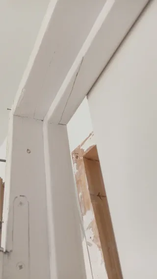 Puerta madera y cristal