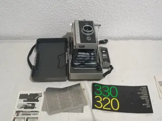 Cámara Polaroid Automatic 330 Land Camera