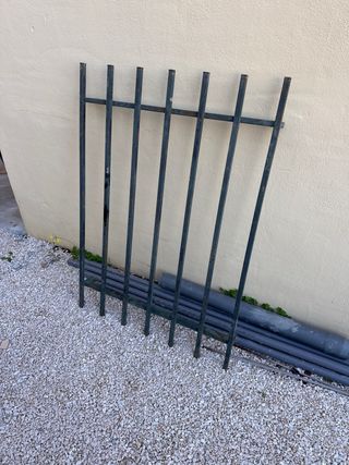 Reja metálica 90x127 cm