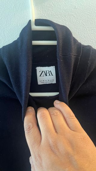 Jersey hombre cuello alto azul