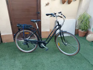 Bicicleta Eléctrica Btwin Urbana