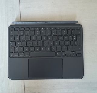 Logitech Combo Touch iPad Air 11 (M2) ESPAÑOL