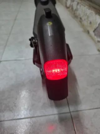 Segway Ninebot F25 Patinete Eléctrico