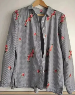 Camisa Rayas Flores Talla L