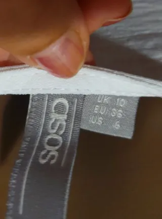 Vestitino bianco con lacci