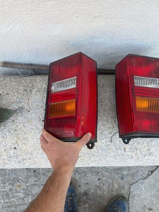 Pilotos Traseros Jeep