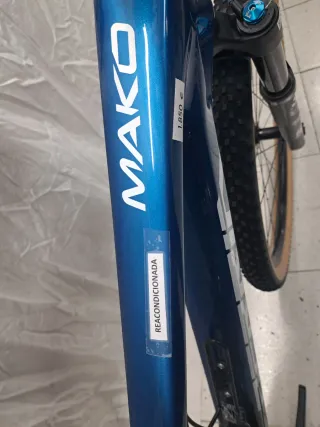 BERRIA MAKO Full Carbono