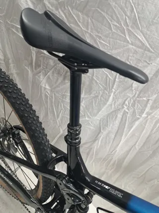 BERRIA MAKO Full Carbono