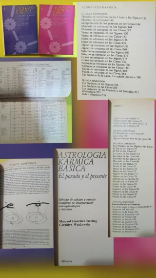 Libros varios, precios y datos en la última foto.