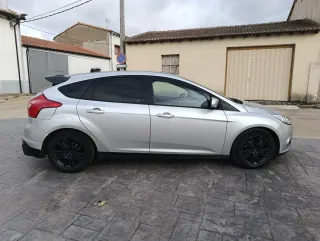 Ford Focus 2011