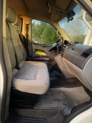 Volkswagen Transporter T5 2010