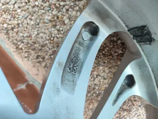 Llanta original Renault 7,5x18 "Kanjara"