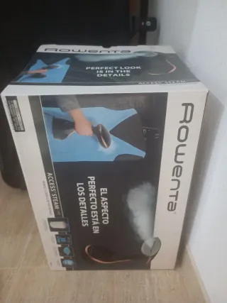 Plancha vertical Rowenta Negra y Cobre