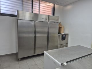 R-7939903 Traspaso Dark Kitchen en Vilanova