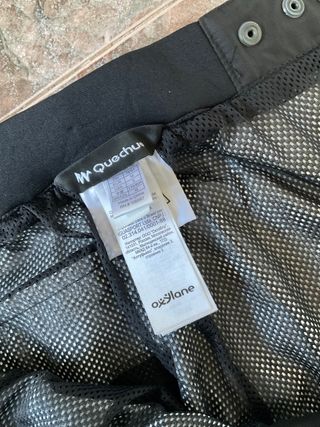 Cubrepantalón impermeable