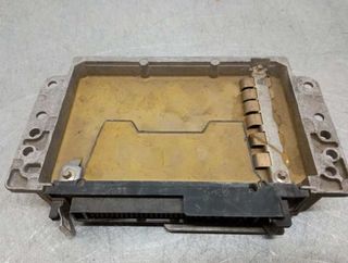 Centralita motor renault 115367 s115300120b megane