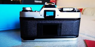 Canon AE-1 con objetivo 50mm 1.8