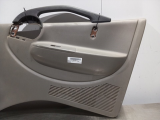 GUARNECIDO PUERTA DELANTERA DERECHA NISSAN CABSTA