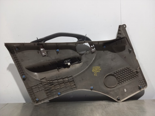 GUARNECIDO PUERTA DELANTERA DERECHA NISSAN CABSTA