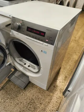 Secadora AEG Lavatherm 7kg Bomba Calor Clase A++