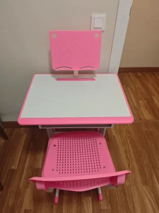 Escritorio y Silla Infantil Rosa