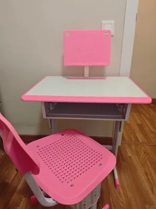 Escritorio y Silla Infantil Rosa