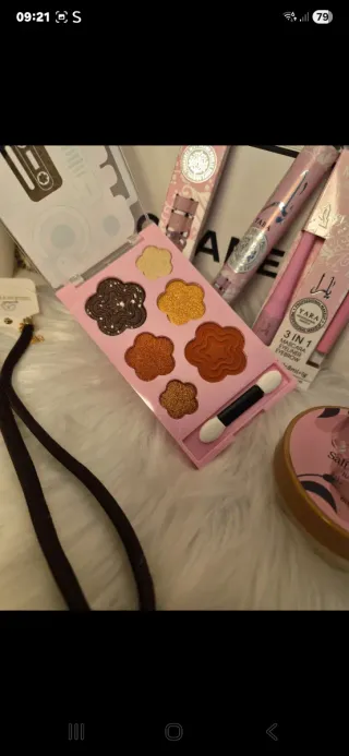 Set makeup