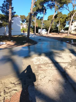 Cemento liso recién hecho